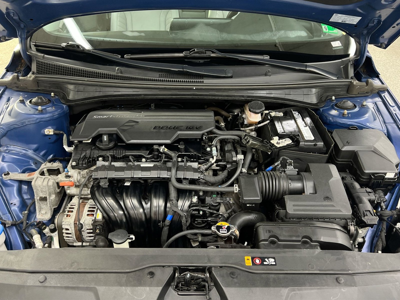 Used 2022 Hyundai Elantra Limited image 33