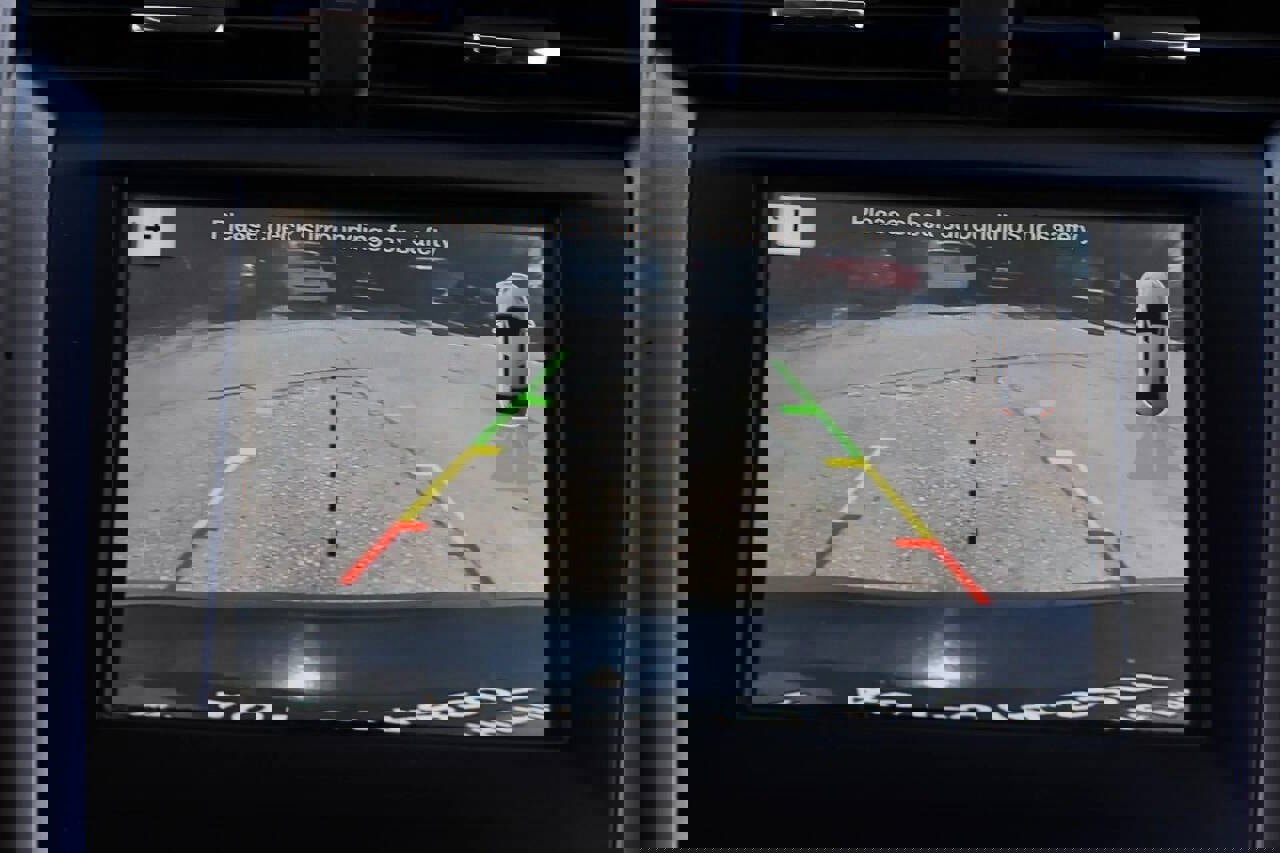 Used 2018 Ford Fusion SE w/ Fusion SE Technology Package image 32