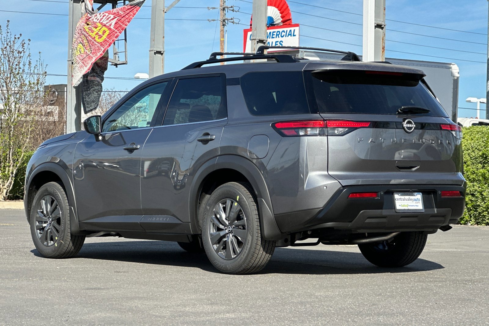 New 2026 Nissan Pathfinder SV image 6