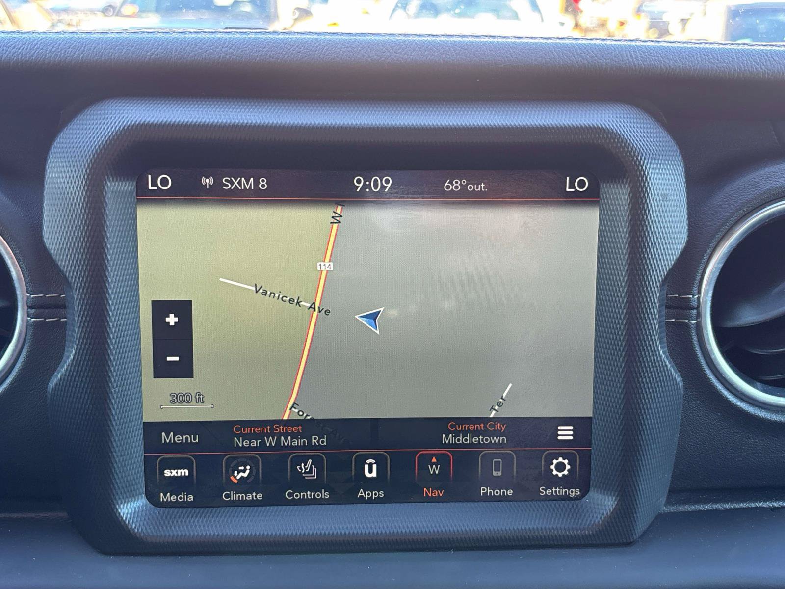 Used 2020 Jeep Gladiator Overland AWD/4WD image 19