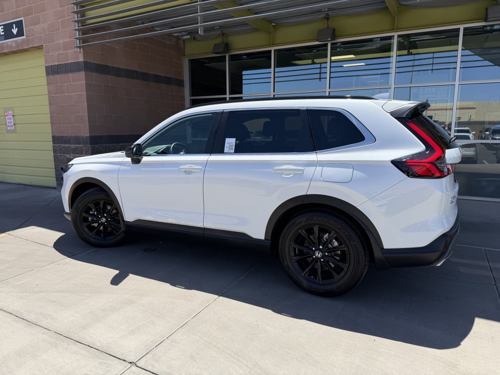 Used 2025 Honda CR-V Sport-L image 2