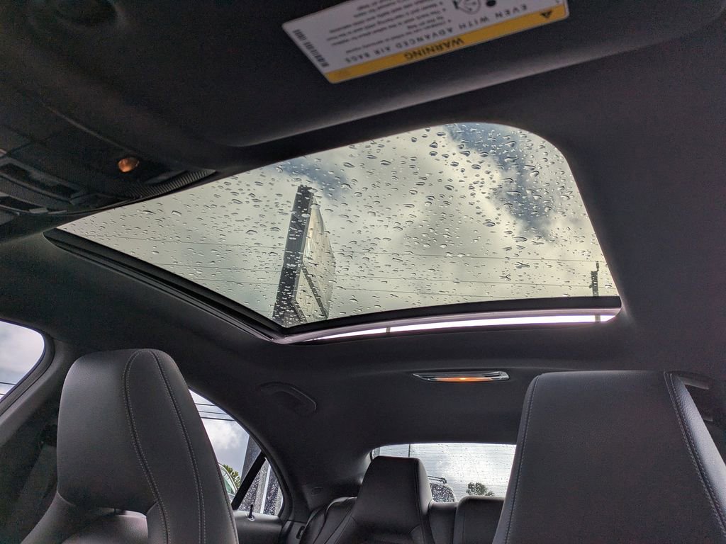 Used 2018 Mercedes-Benz CLA 250 image 18