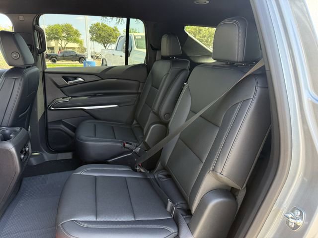 New 2026 Chevrolet Traverse LT image 24