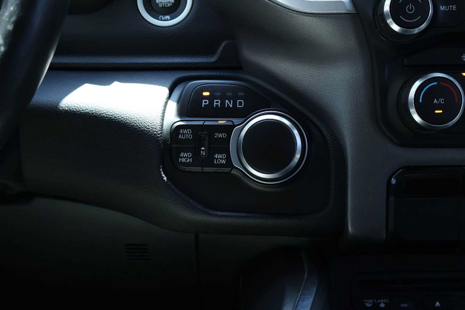 Used 2019 RAM 1500 Big Horn AWD/4WD image 17