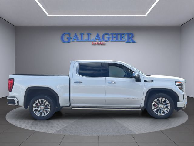Used 2023 GMC Sierra 1500 Denali AWD/4WD image 3