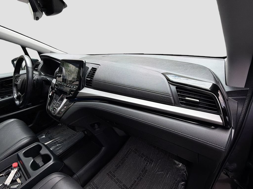 Used 2023 Honda Odyssey Touring image 32