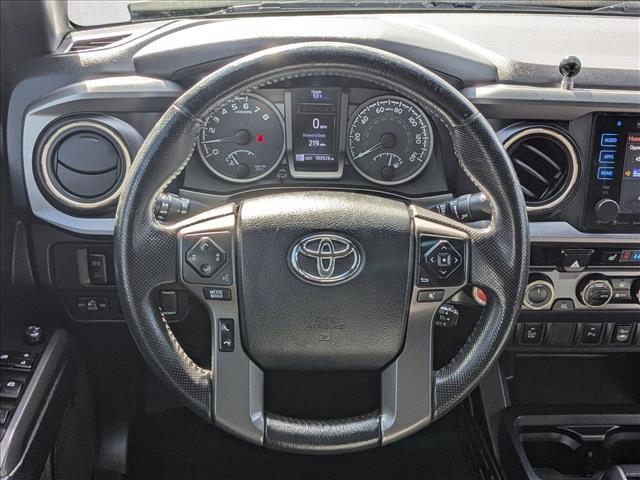 Used 2016 Toyota Tacoma TRD Off-Road image 13