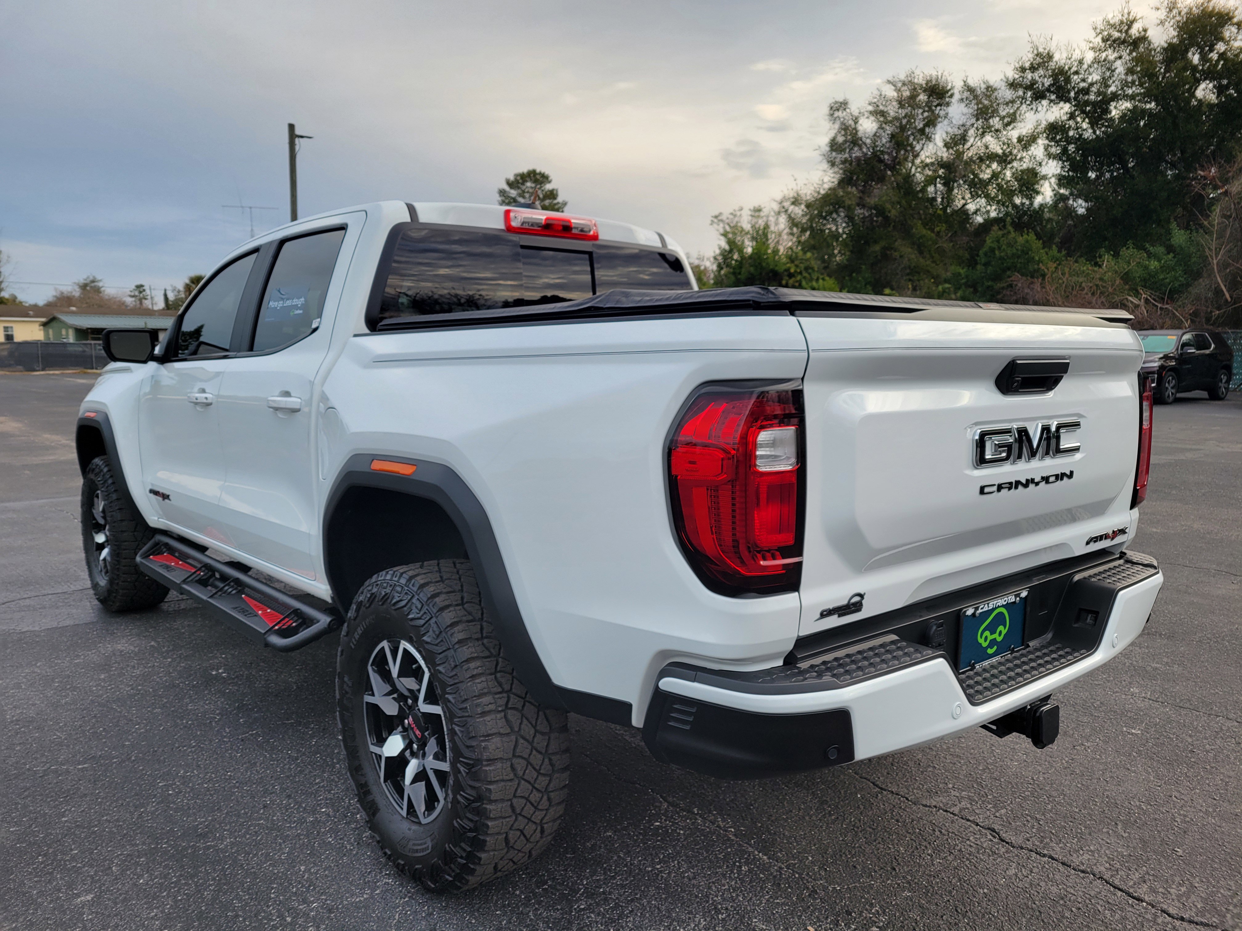 Certified 2024 GMC Canyon AT4X image 12
