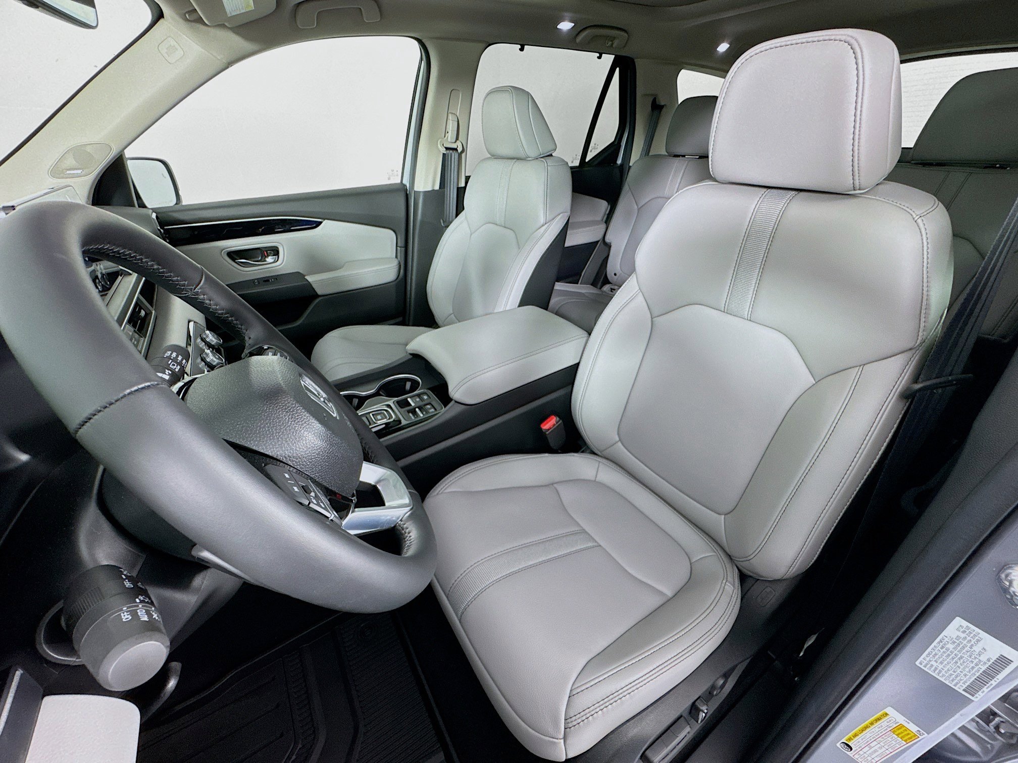 New 2025 Honda Pilot Touring image 22