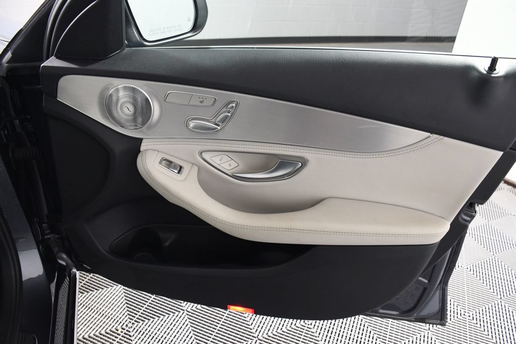 Used 2015 Mercedes-Benz C 300 4MATIC Sedan image 17