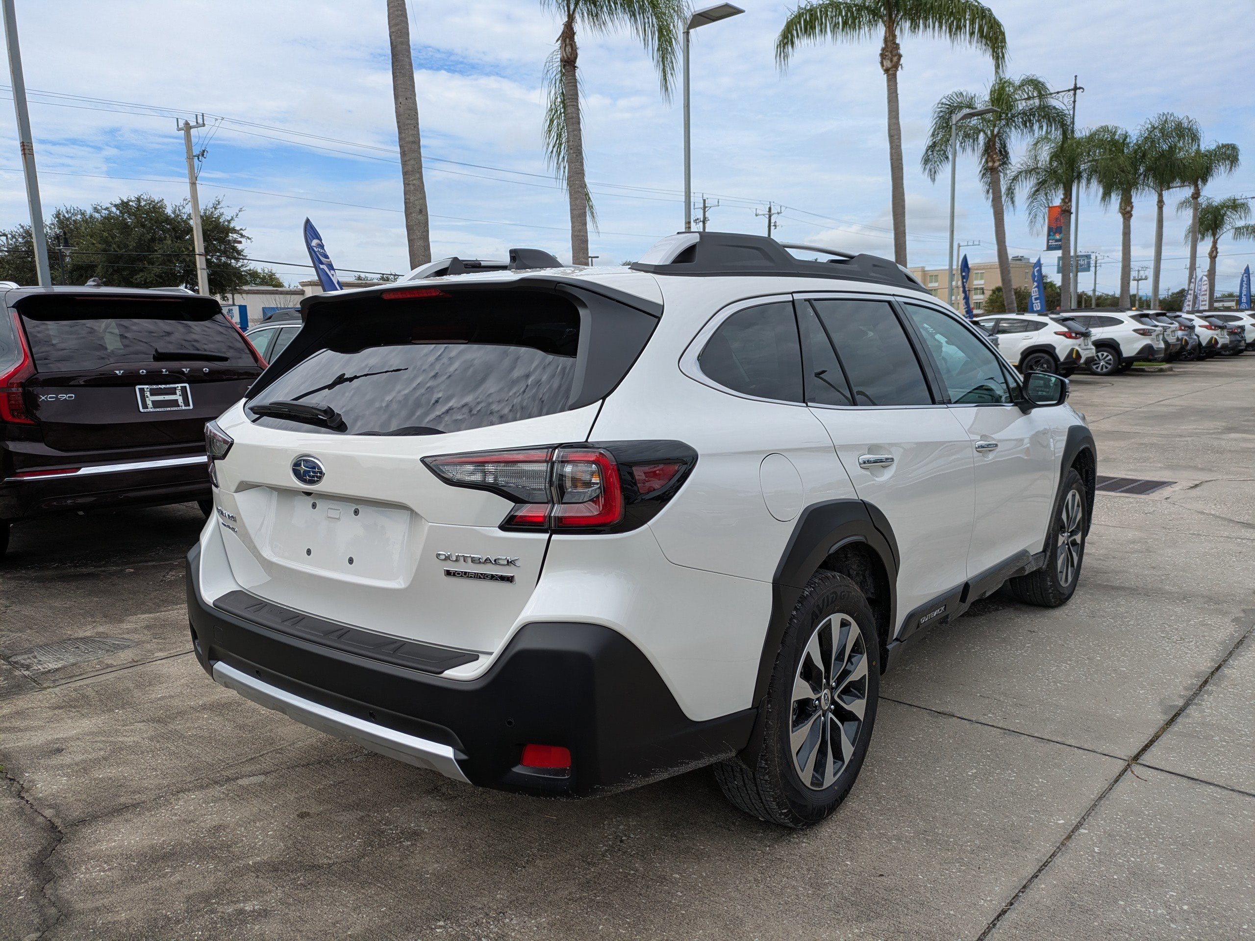 Certified 2025 Subaru Outback Touring XT w/ Popular Package #2 image 4