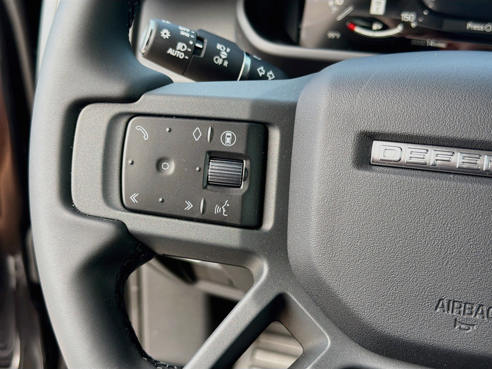 New 2026 Land Rover Defender 110 S AWD/4WD image 37