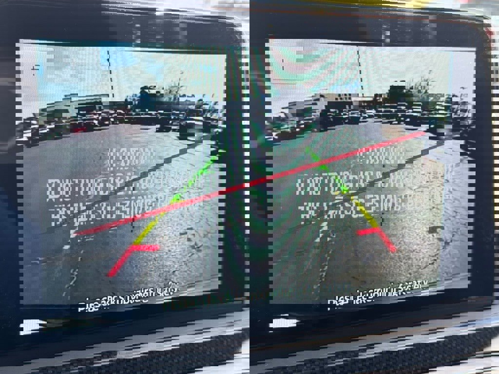 New 2025 Ford Escape ST-Line Select w/ Class II Trailer Tow Package image 10