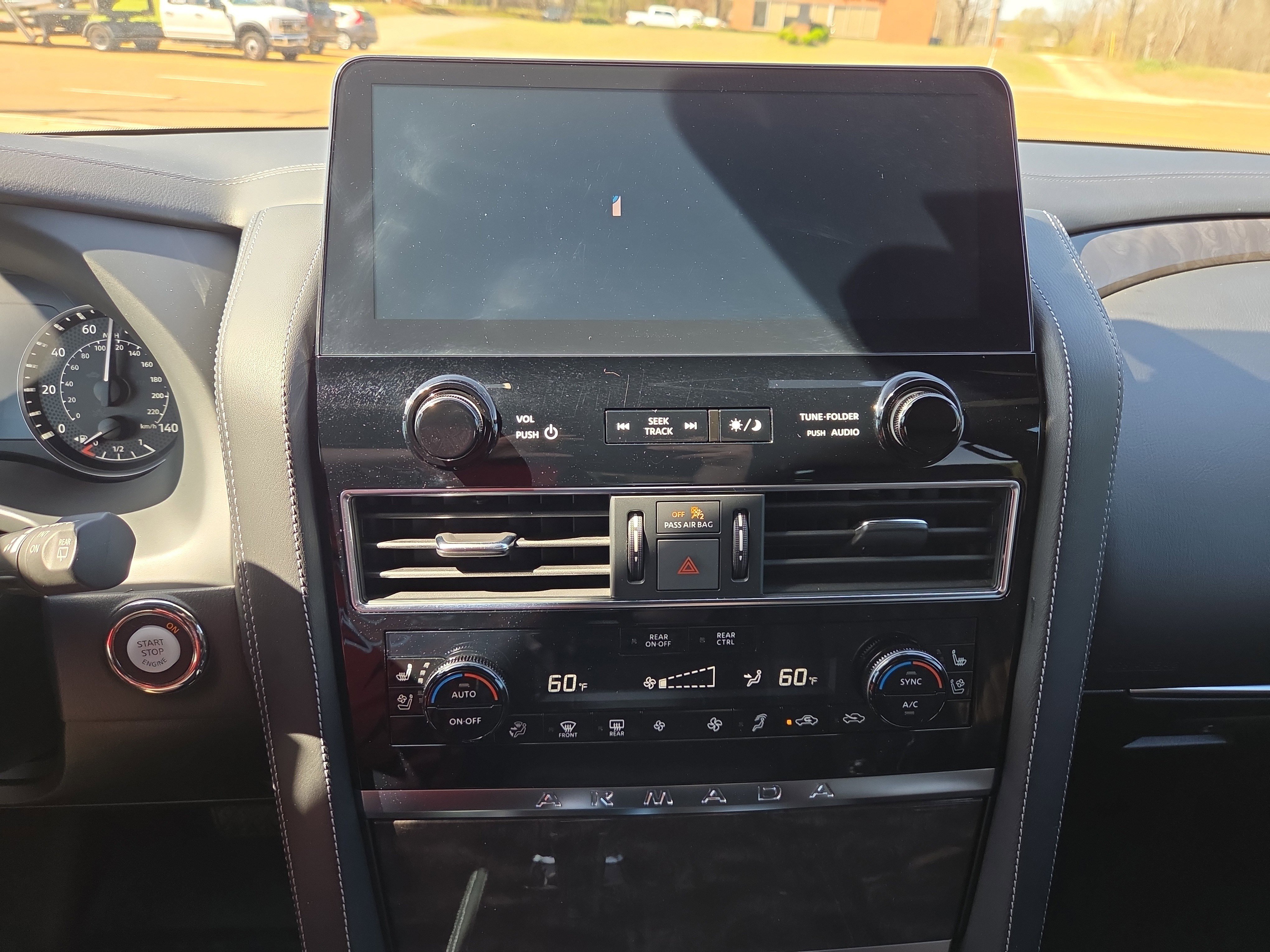 Used 2022 Nissan Armada Platinum w/ Captain's Chairs Package image 14