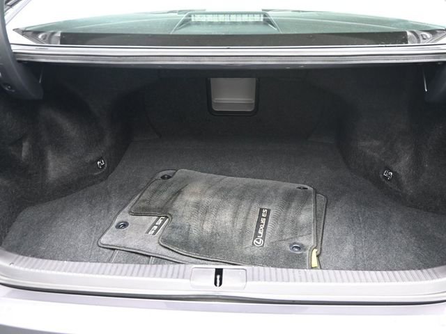 Used 2017 Lexus ES 350 w/ Premium Package FWD image 19