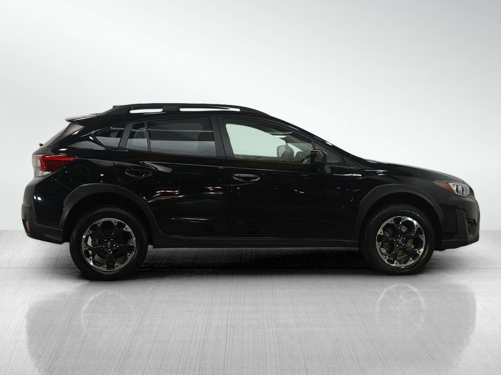 Used 2023 Subaru Crosstrek 2.0i Premium image 6