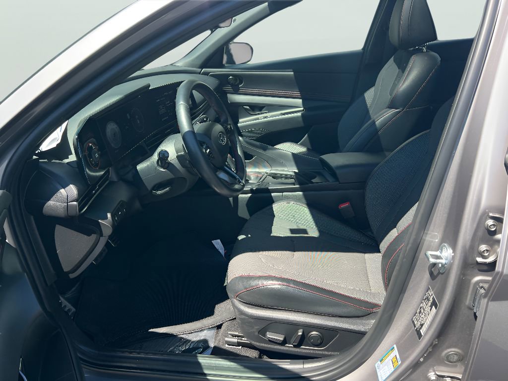 Used 2023 Hyundai Elantra N Line image 13