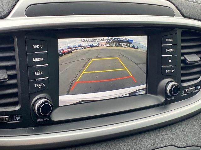 Used 2019 Kia Sorento LX image 11