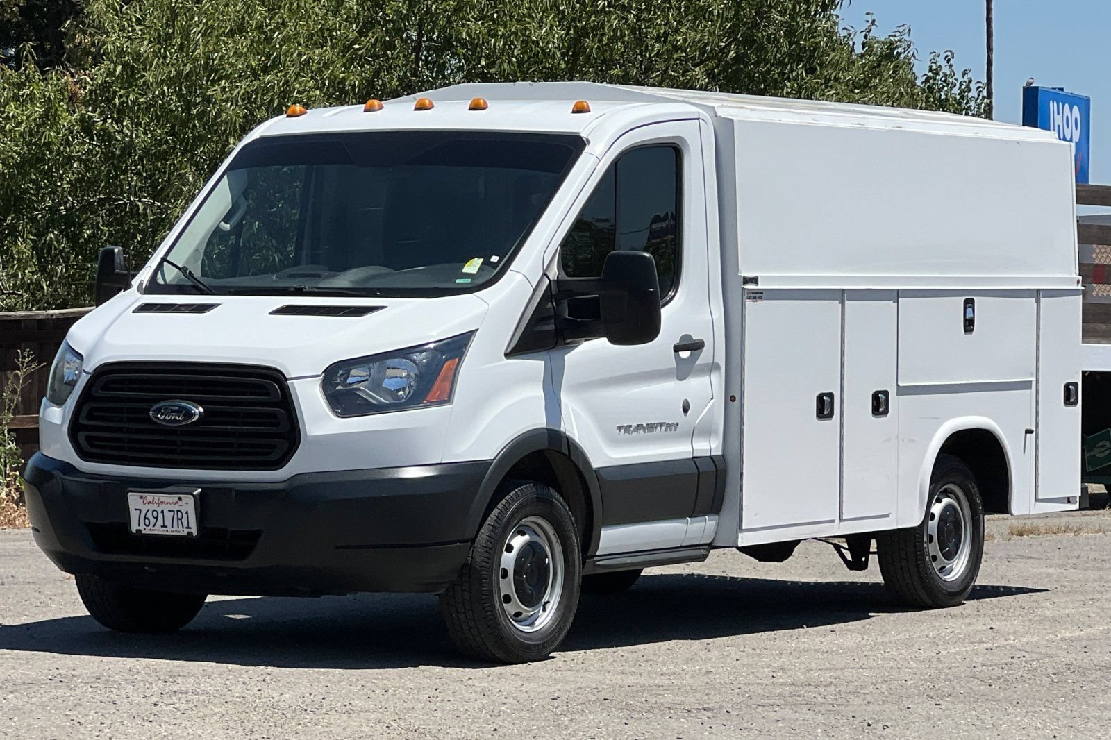 Used 2017 Ford Transit 350 138 RWD image 8