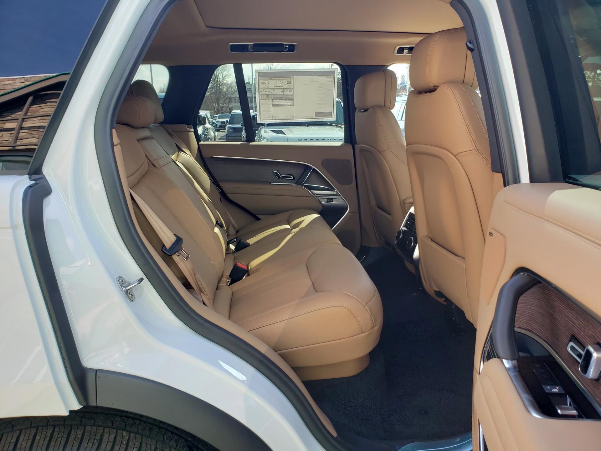 New 2026 Land Rover Range Rover SE image 15