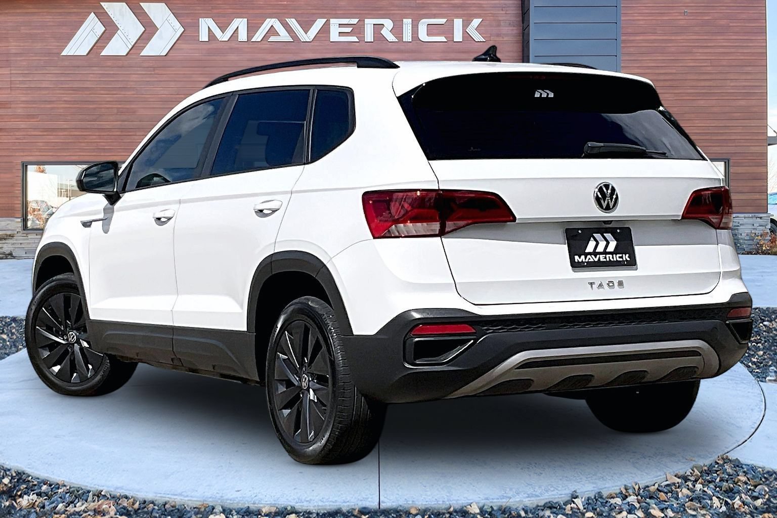 Used 2022 Volkswagen Taos S FWD image 4