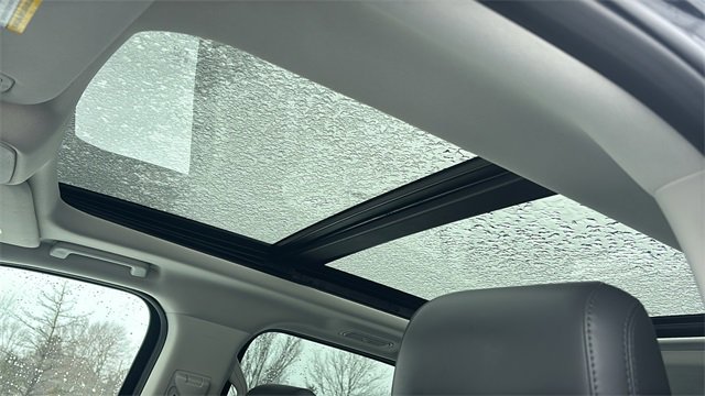 Used 2025 Ford Expedition Active image 10