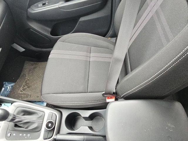 Used 2023 Hyundai Venue SEL image 41