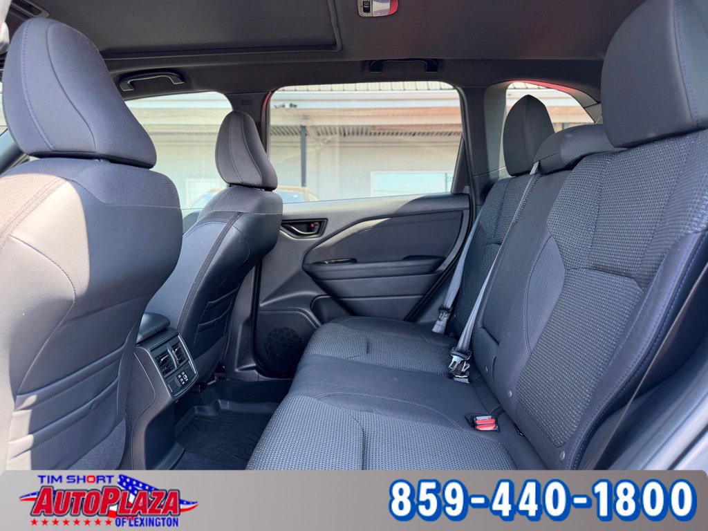 Used 2025 Subaru Forester Premium AWD/4WD image 28
