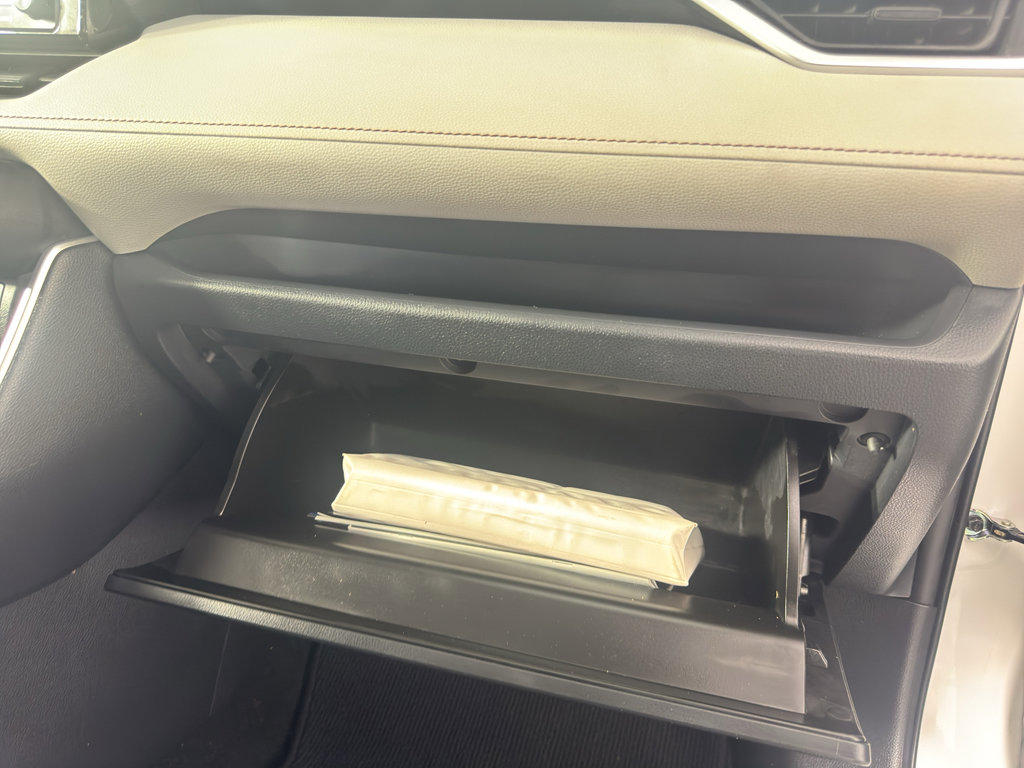 Used 2020 Toyota RAV4 XLE w/ Convenience Package image 44