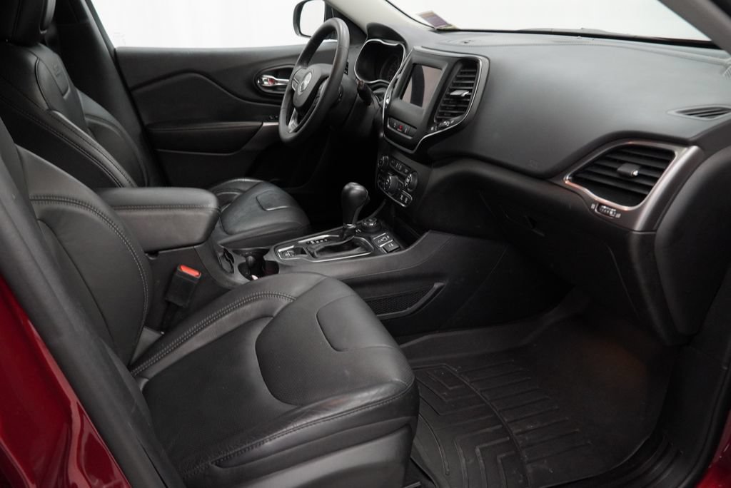 Certified 2021 Jeep Cherokee Latitude Lux AWD/4WD image 47