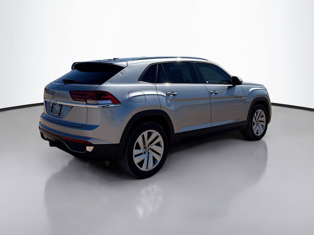 Used 2023 Volkswagen Atlas Cross Sport SE w/ Panoramic Sunroof Package image 7