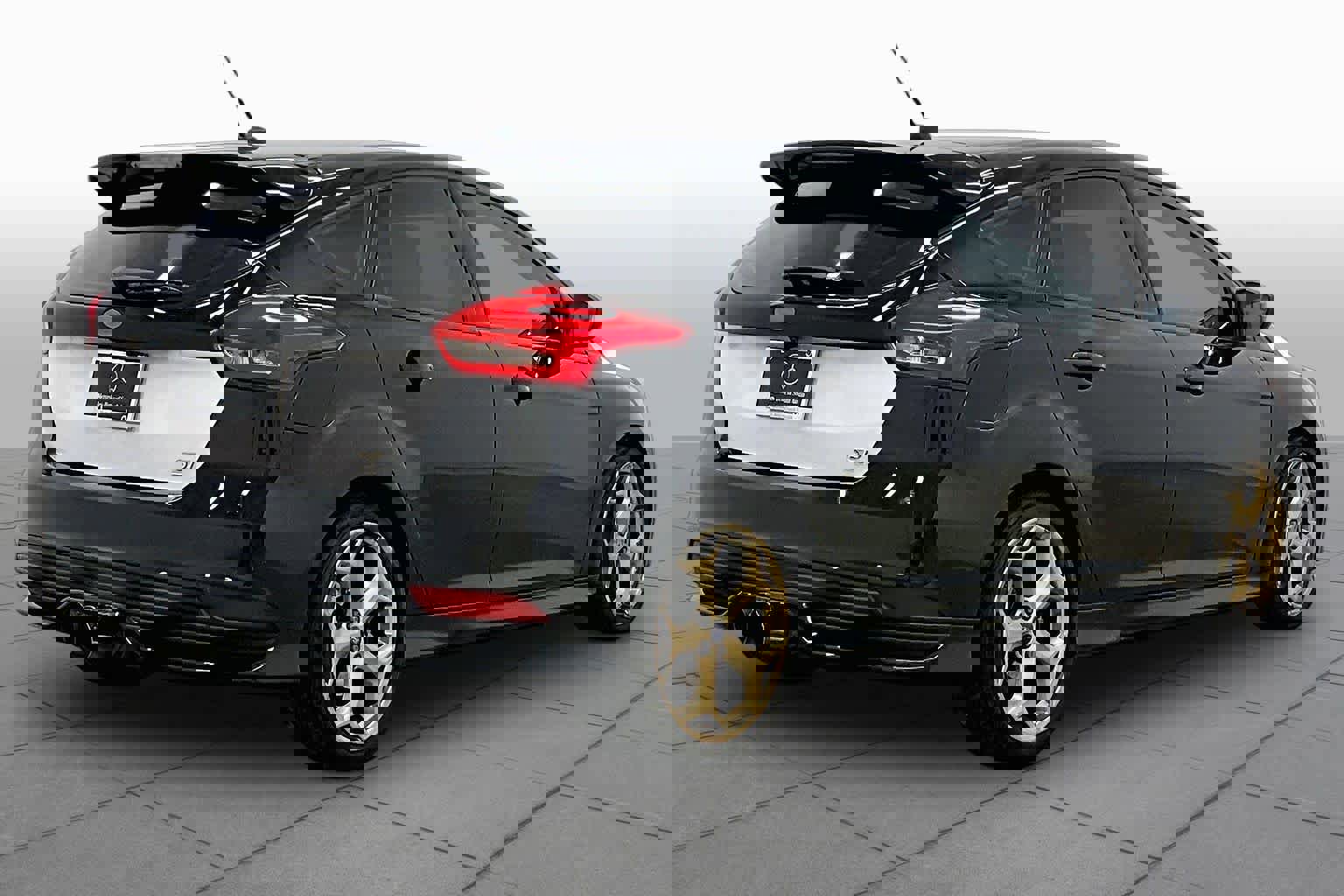 Used 2018 Ford Focus ST FWD image 13