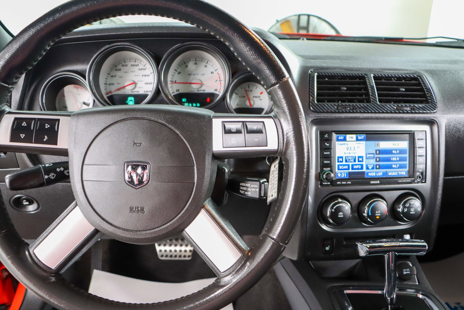 Used 2010 Dodge Challenger SRT8 image 17