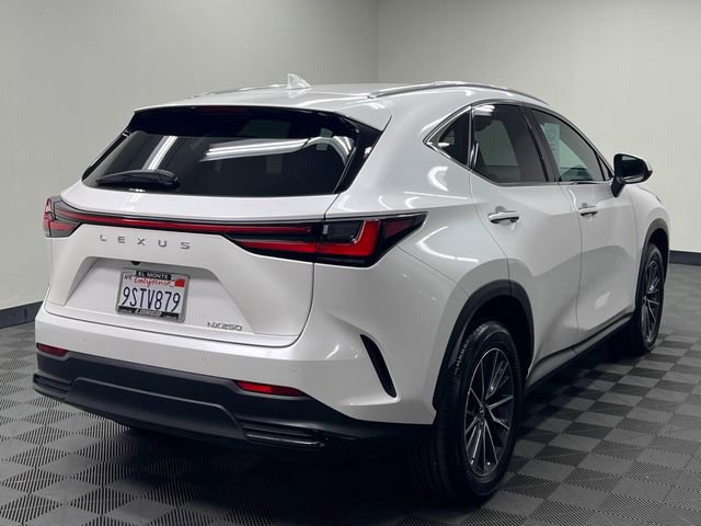 Used 2025 Lexus NX 250 FWD image 5