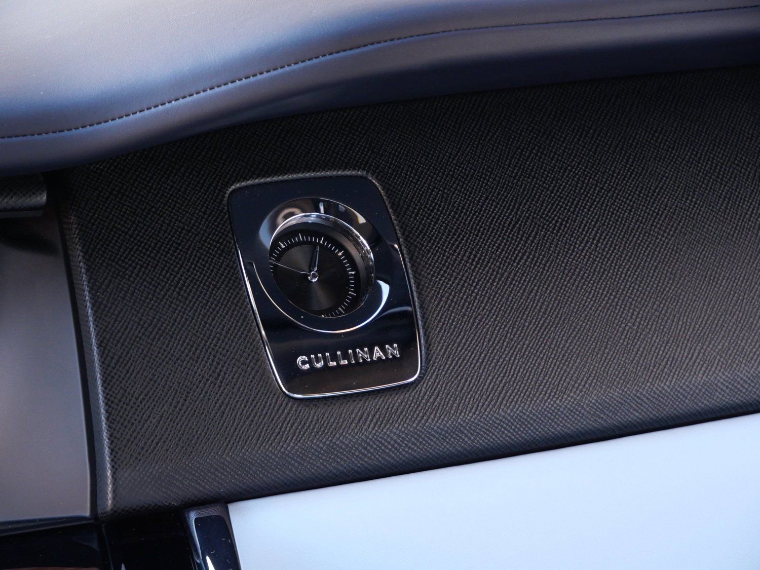 Certified 2023 Rolls-Royce Cullinan image 14