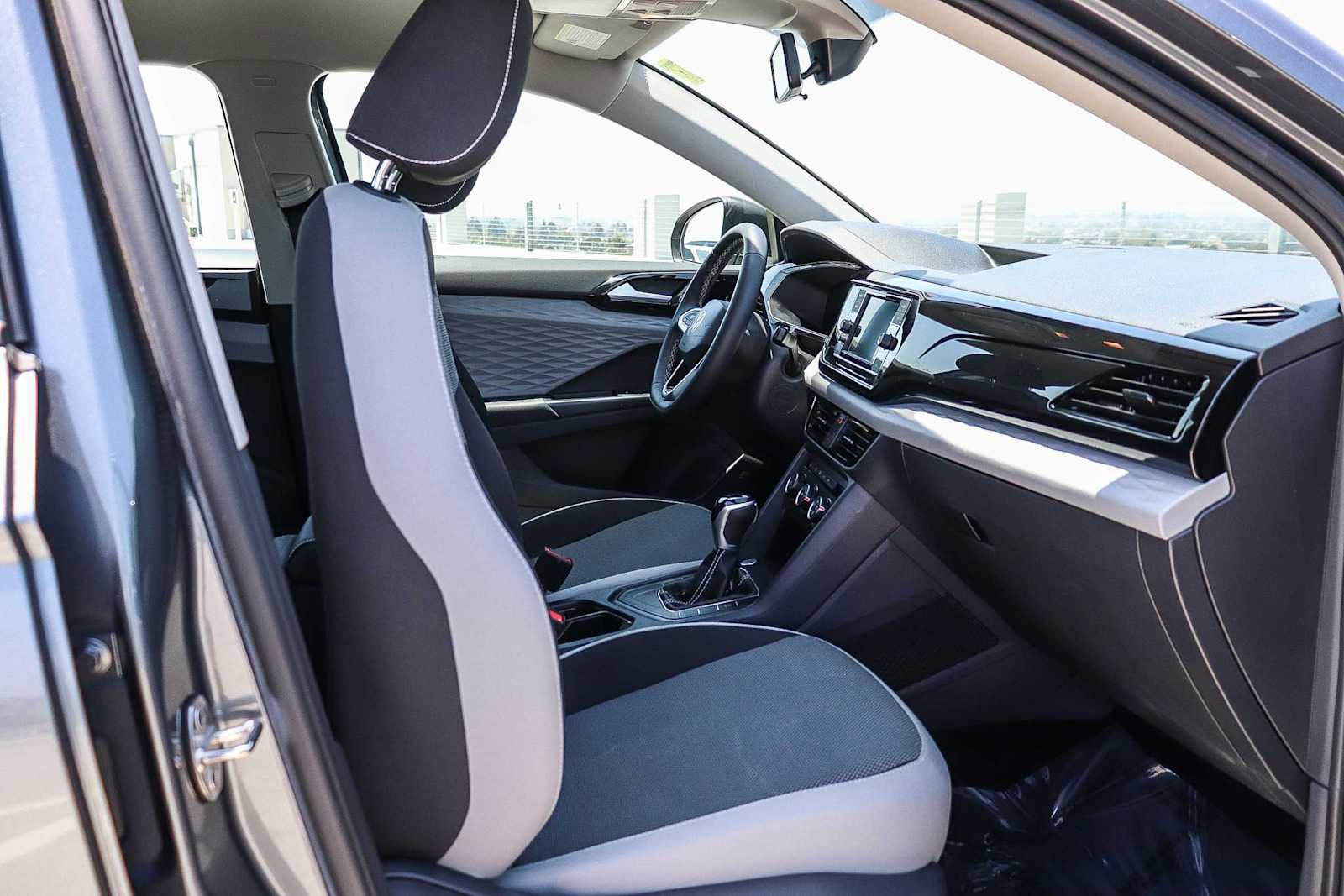 Certified 2022 Volkswagen Taos S w/ IQ Drive S Package FWD image 17