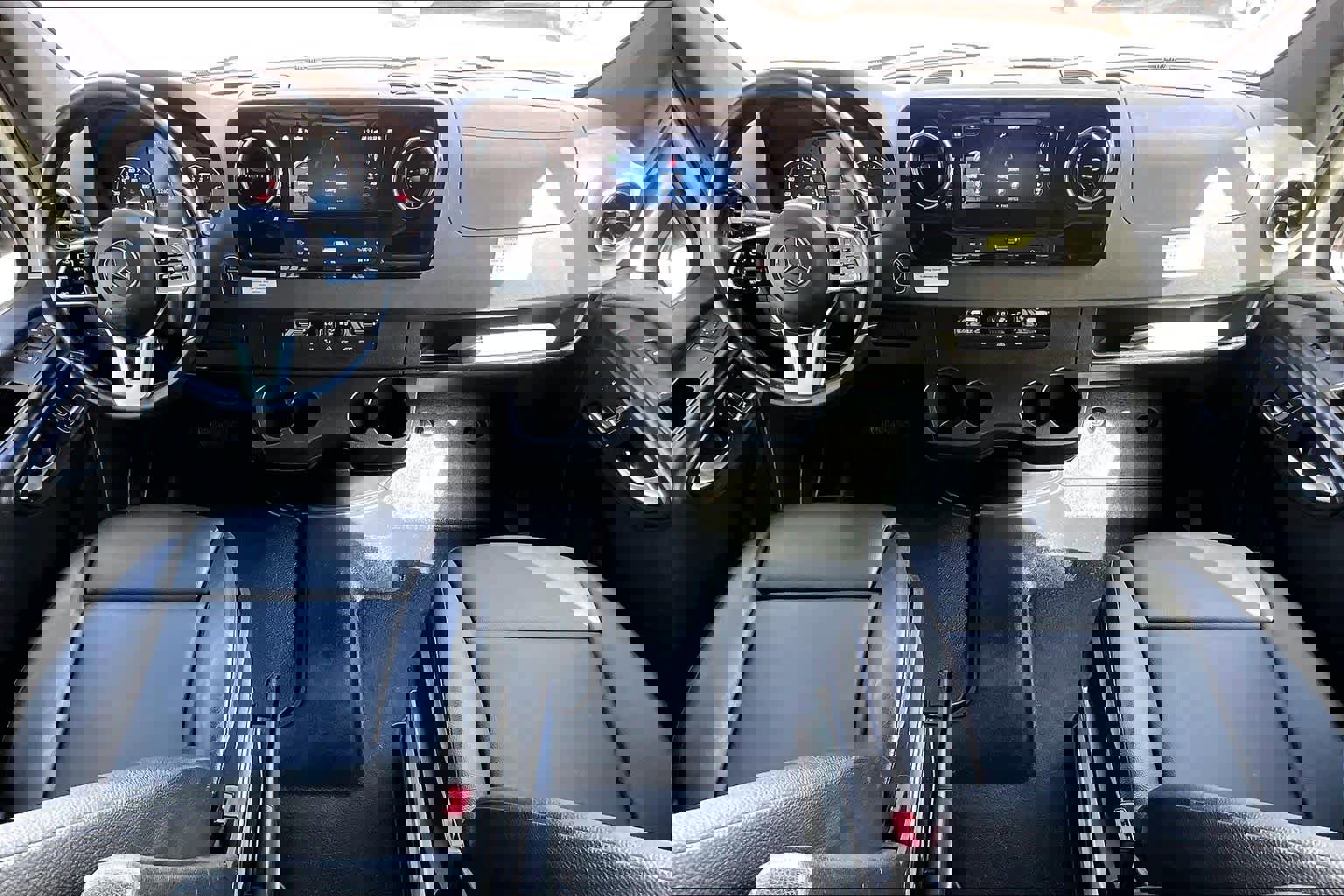 Used 2023 Mercedes-Benz Sprinter 2500 image 16