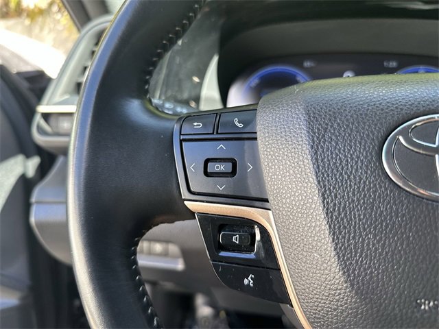 Used 2024 Toyota Crown XLE image 33