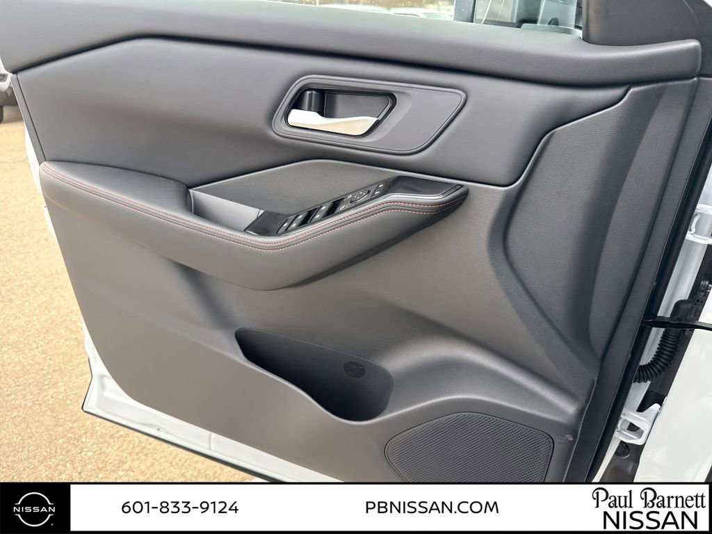 New 2026 Nissan Rogue SV image 21