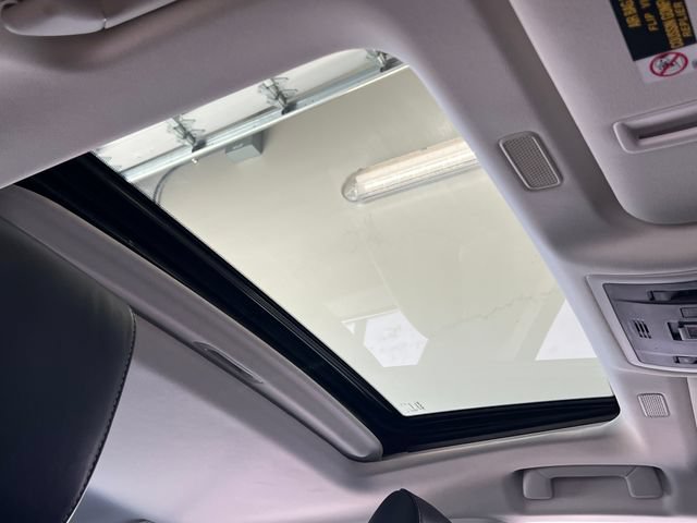 Used 2021 Lexus ES 300h w/ Accessory Package FWD image 56