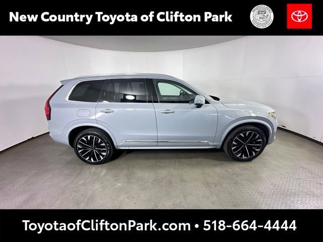 Used 2025 Volvo XC90 T8 Plus w/ Protection Package Premier AWD/4WD image 2