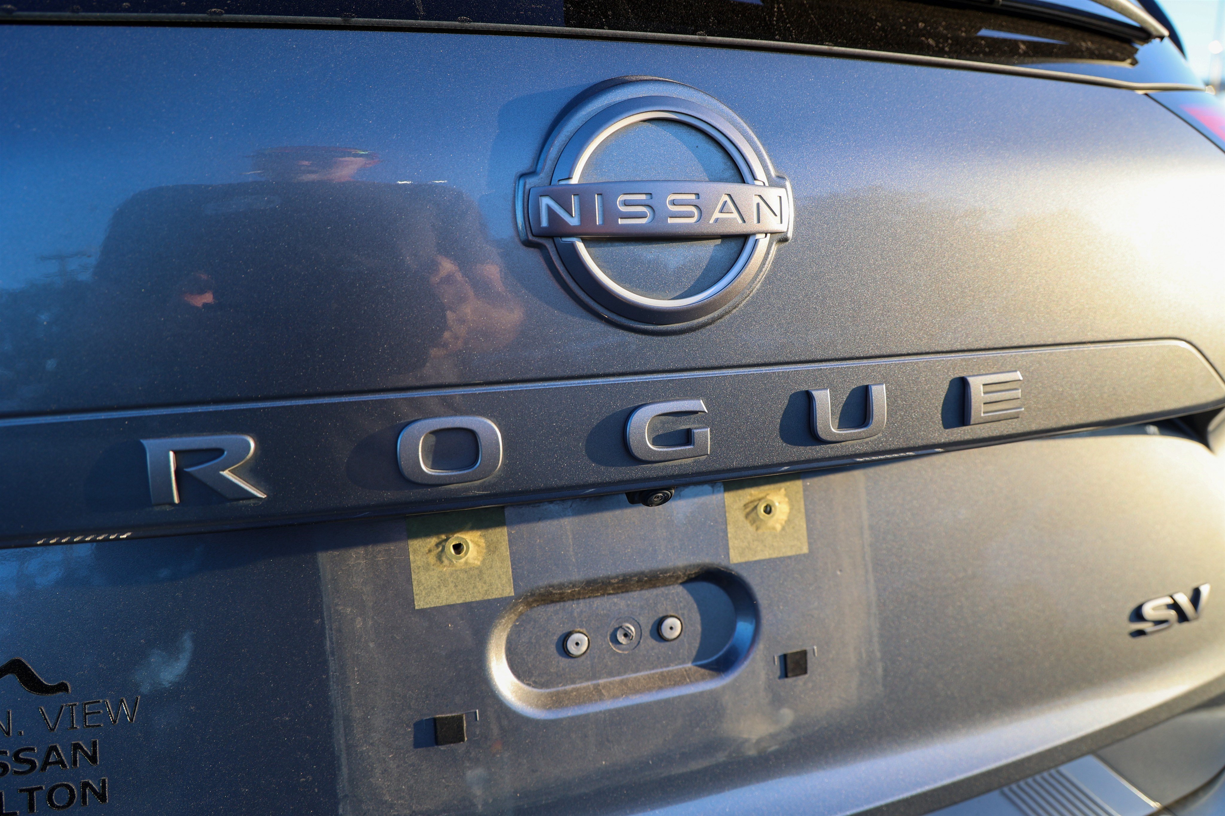 Used 2024 Nissan Rogue SV w/ SV Premium Package FWD image 11