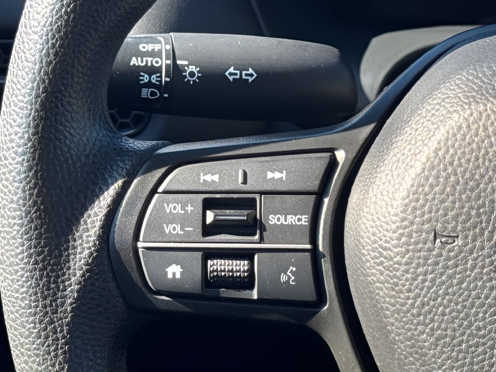 Used 2025 Honda HR-V LX image 14