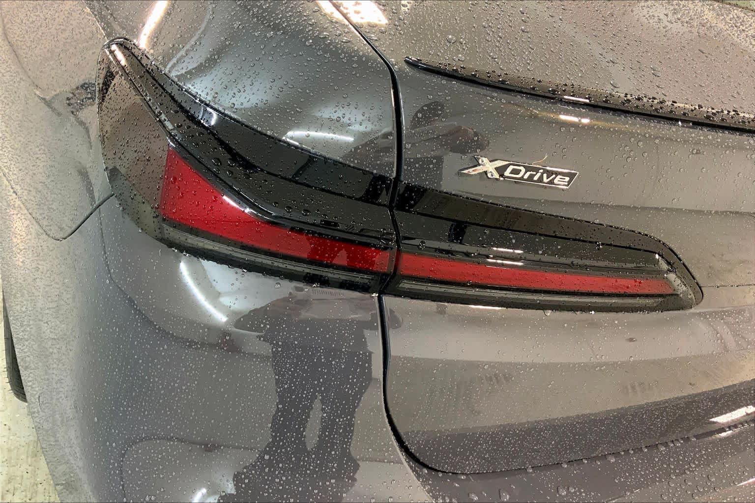 Used 2026 BMW 740i xDrive AWD/4WD image 14