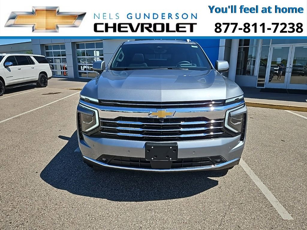 New 2025 Chevrolet Suburban LT w/ Advanced Technology Package image 2