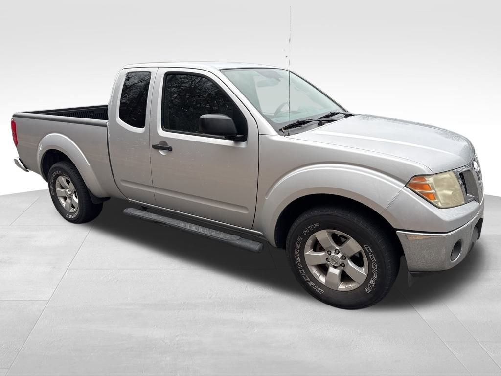 Used 2011 Nissan Frontier SV image 11