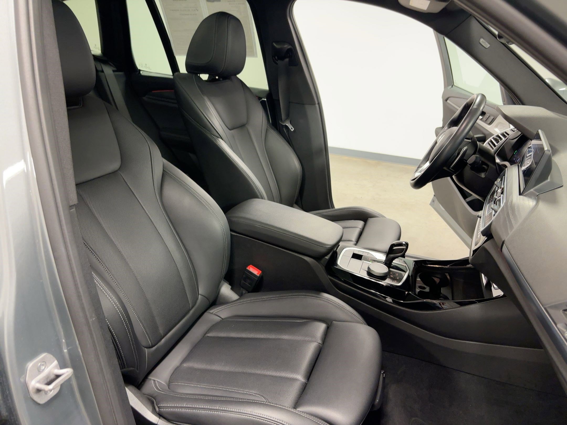 Used 2024 BMW X3 sDrive30i image 31
