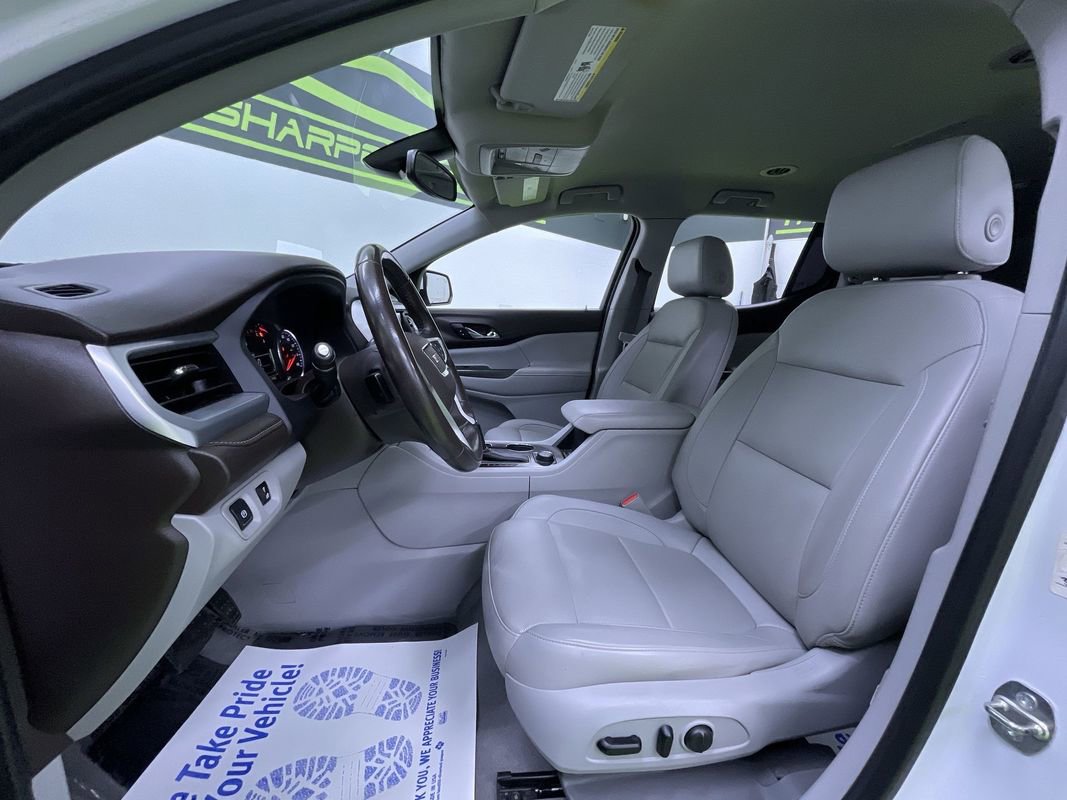 Used 2019 GMC Acadia SLT image 17