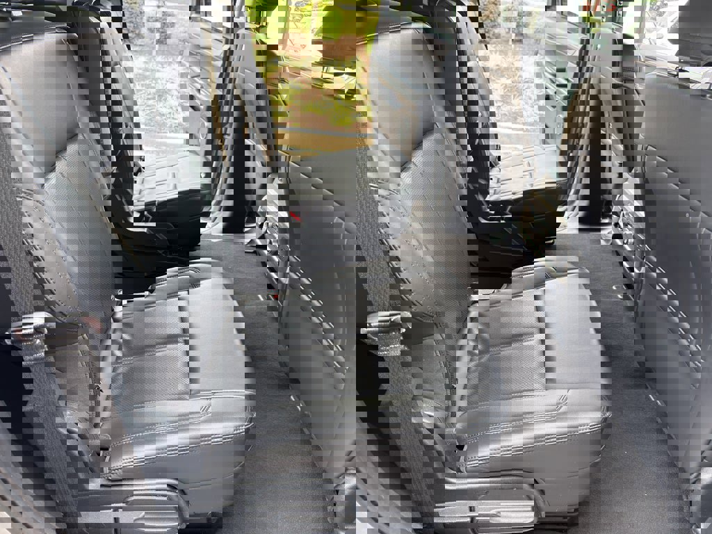 Used 2024 Ford Expedition XLT image 31