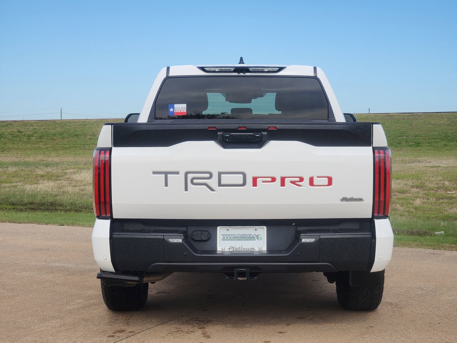 Used 2024 Toyota Tundra TRD Pro AWD/4WD image 8